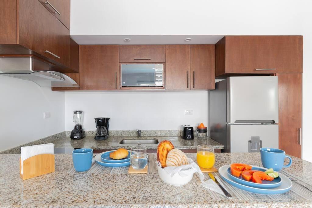 Zaazil, Jungle View & Great Pool 100mb Fiber Wifi! Apartamento *